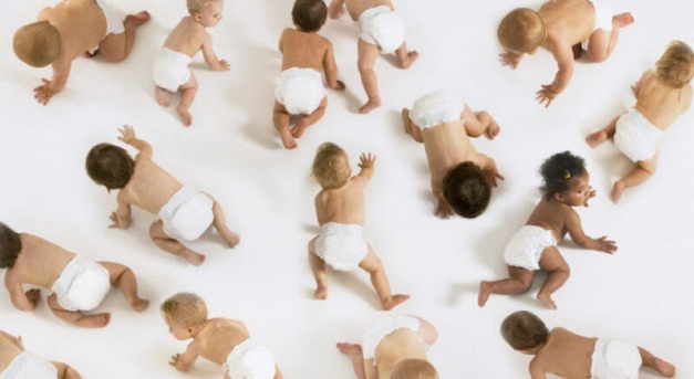 Állami szülési program indulhat parancsra, kell az olcsó munkaerő